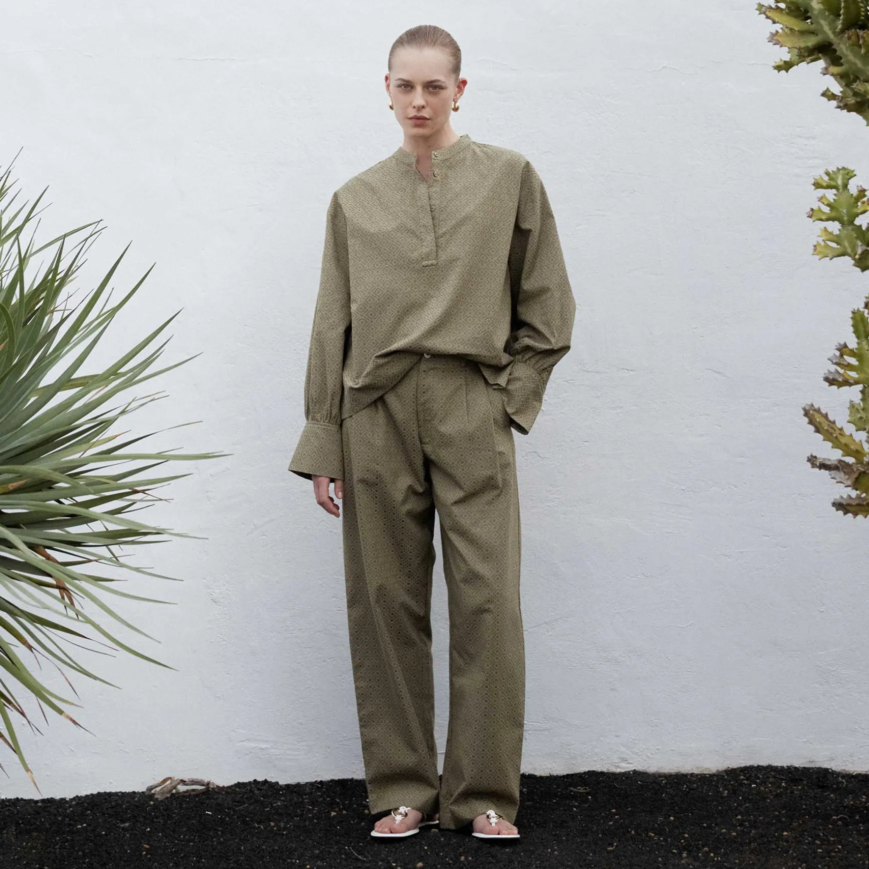 Blouse Cheer Rhodes Addis Abeba