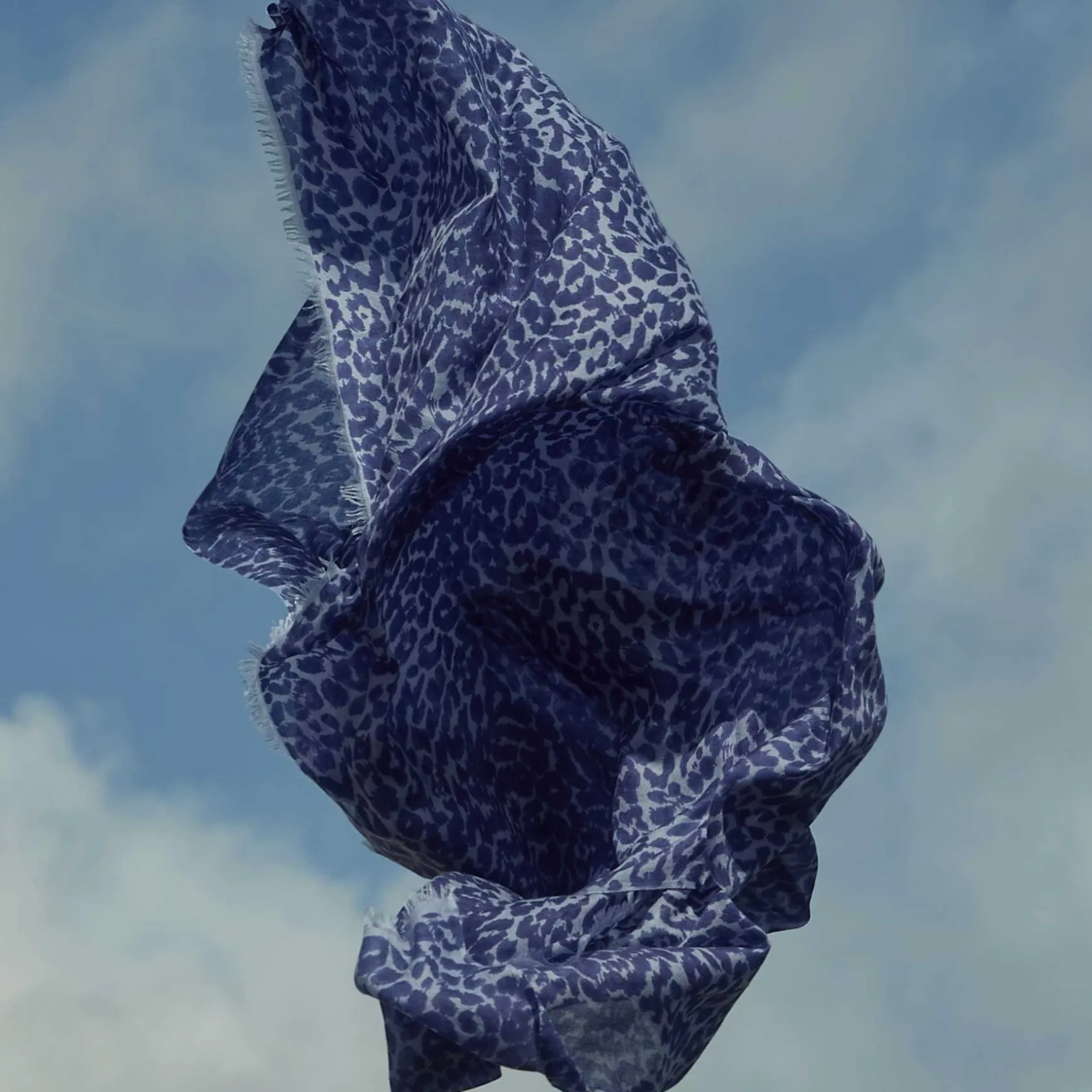 Cashmere Airy Scarf Cheetah