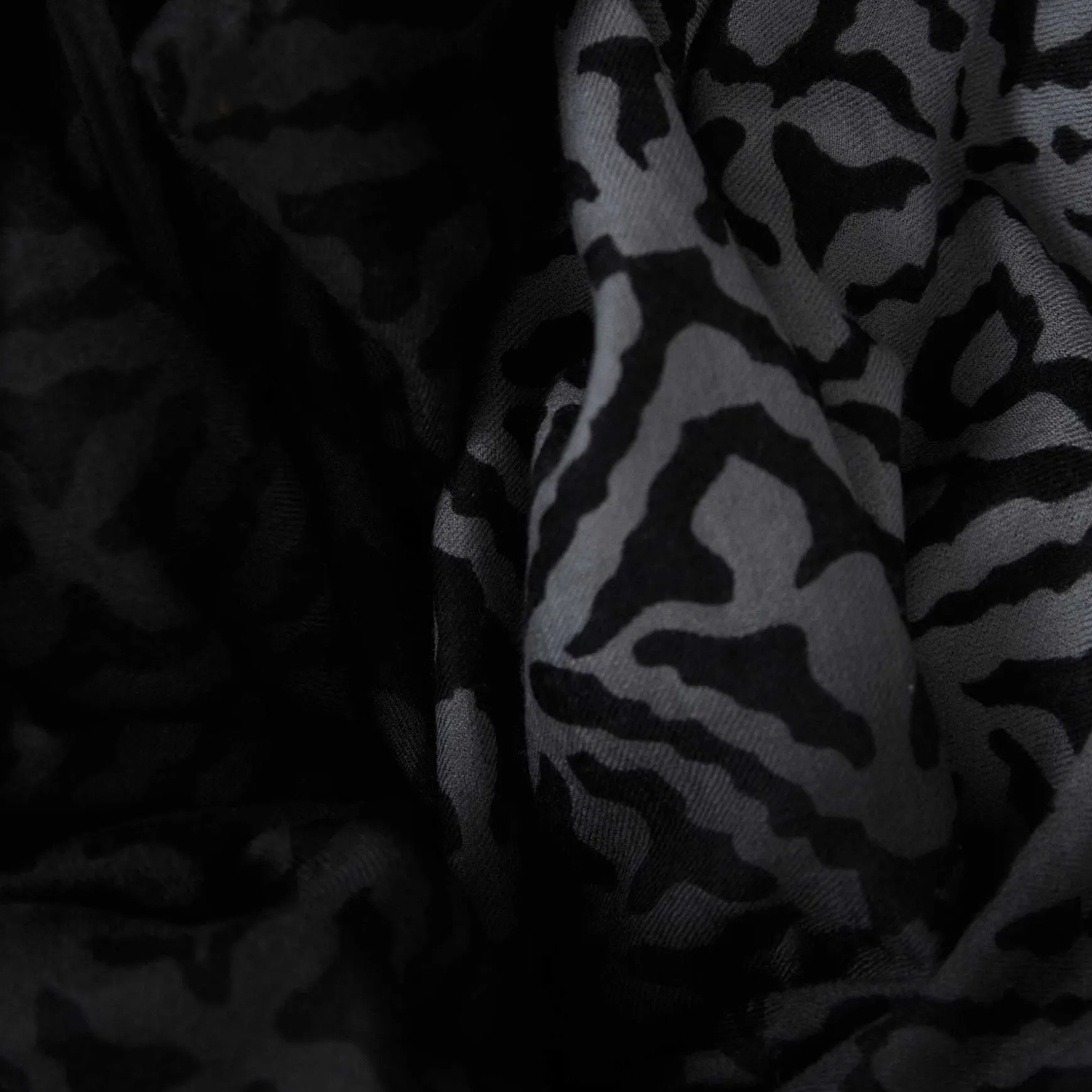 Cashmere Airy Scarf Dip Dye Eyes of Marrakesh