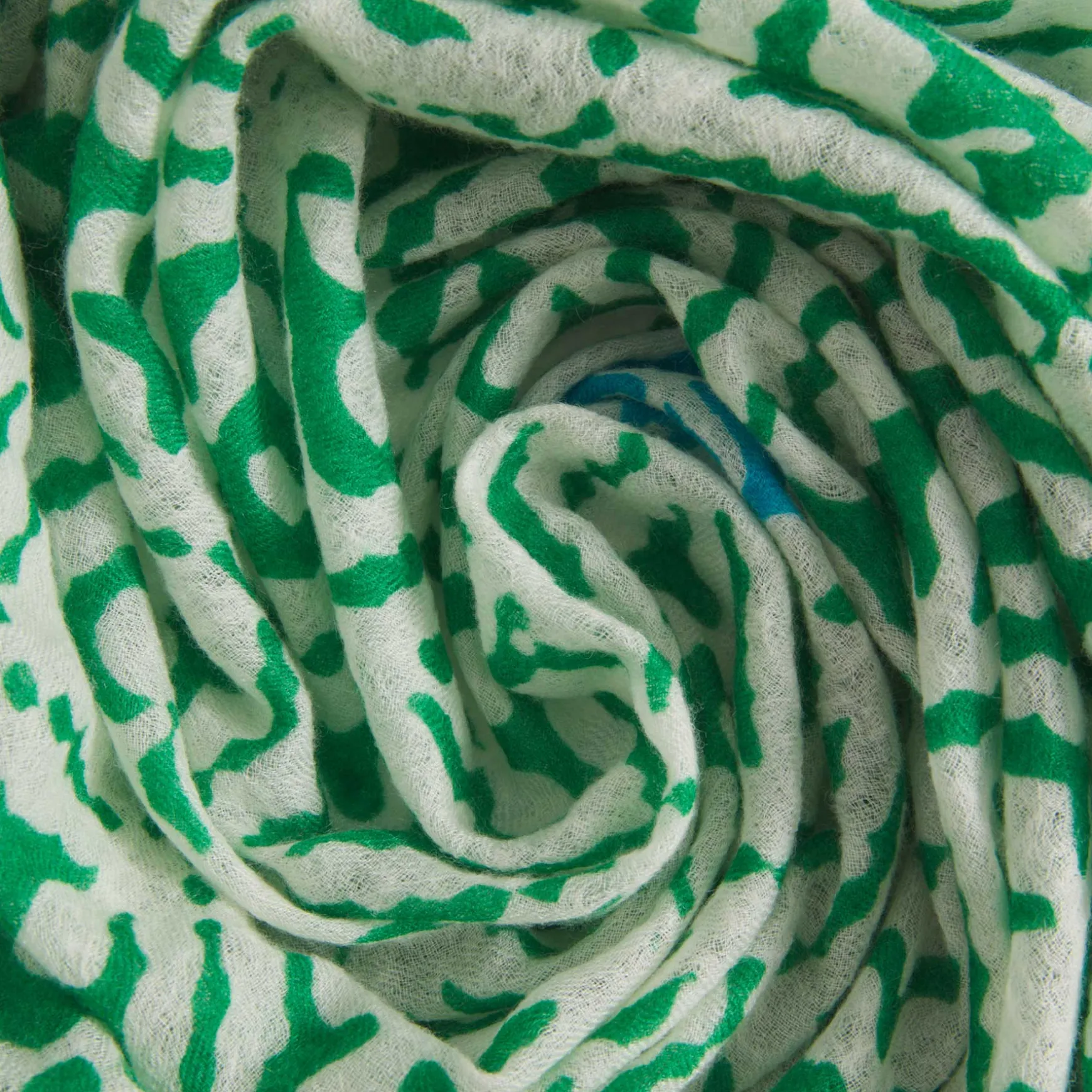 Cashmere Cube 110 felted Eyes of Marrakesh