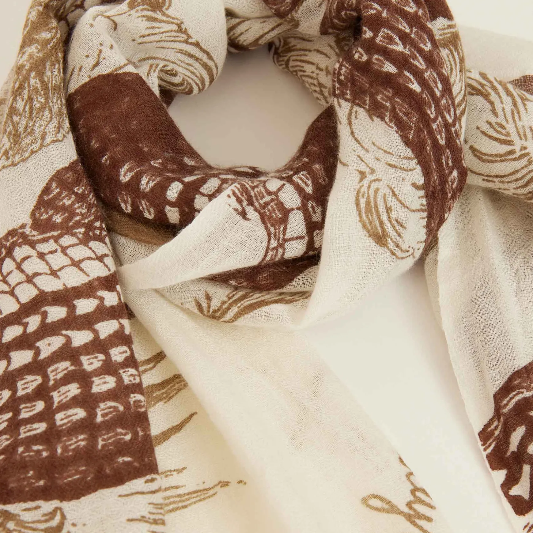 Cashmere Square Garden Eden