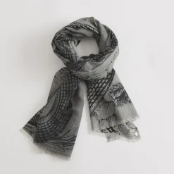 Cashmere Square Royal Garden Eden