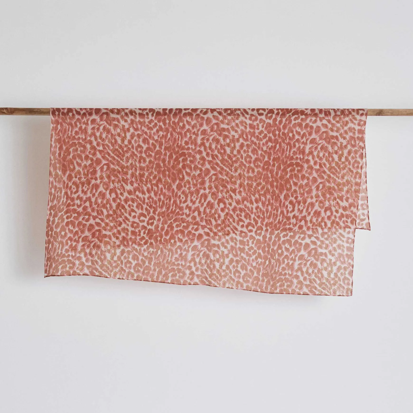 Cashmere Super Airy Scarf Cheetah