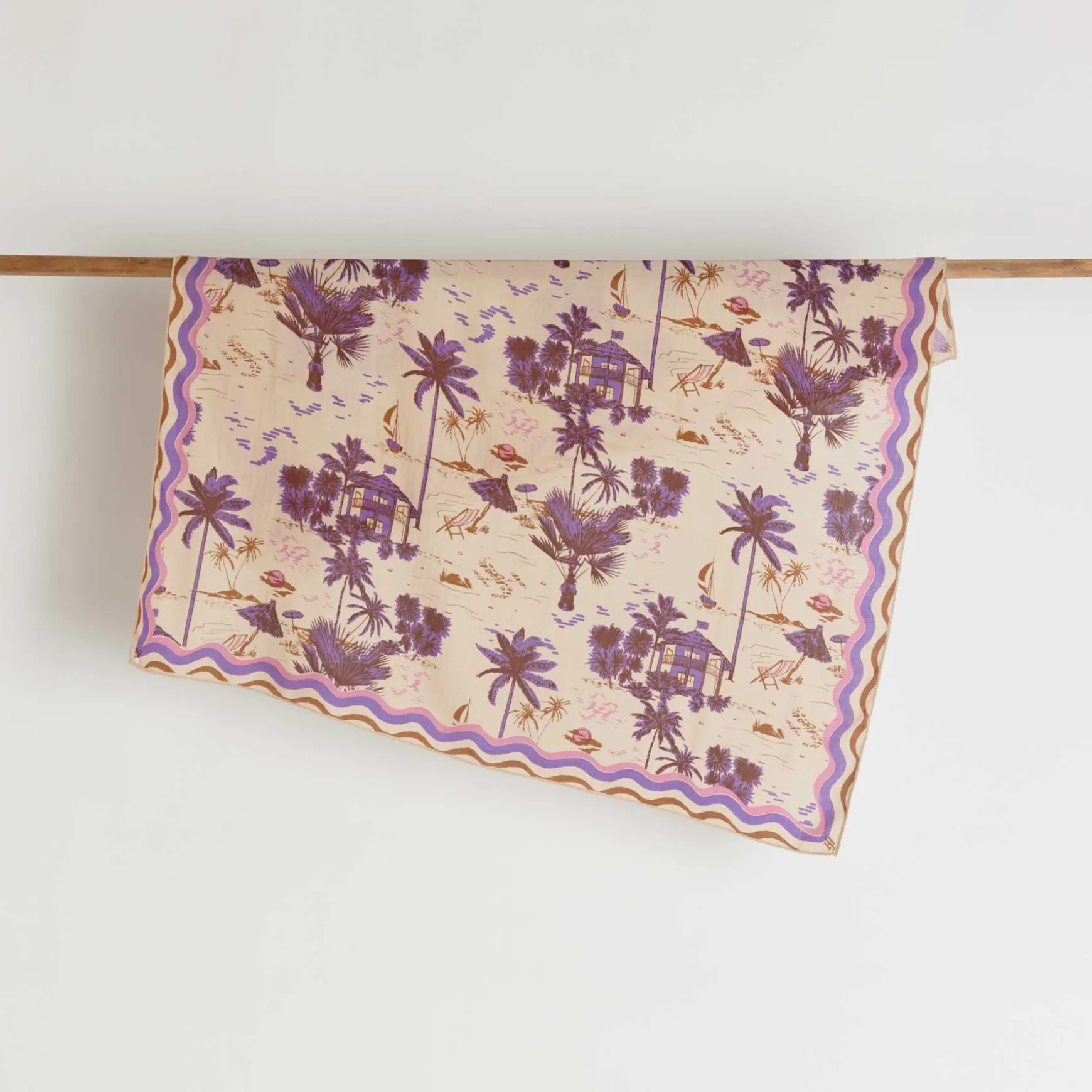 Explorer 110 Silk-Cashmere Beach Club