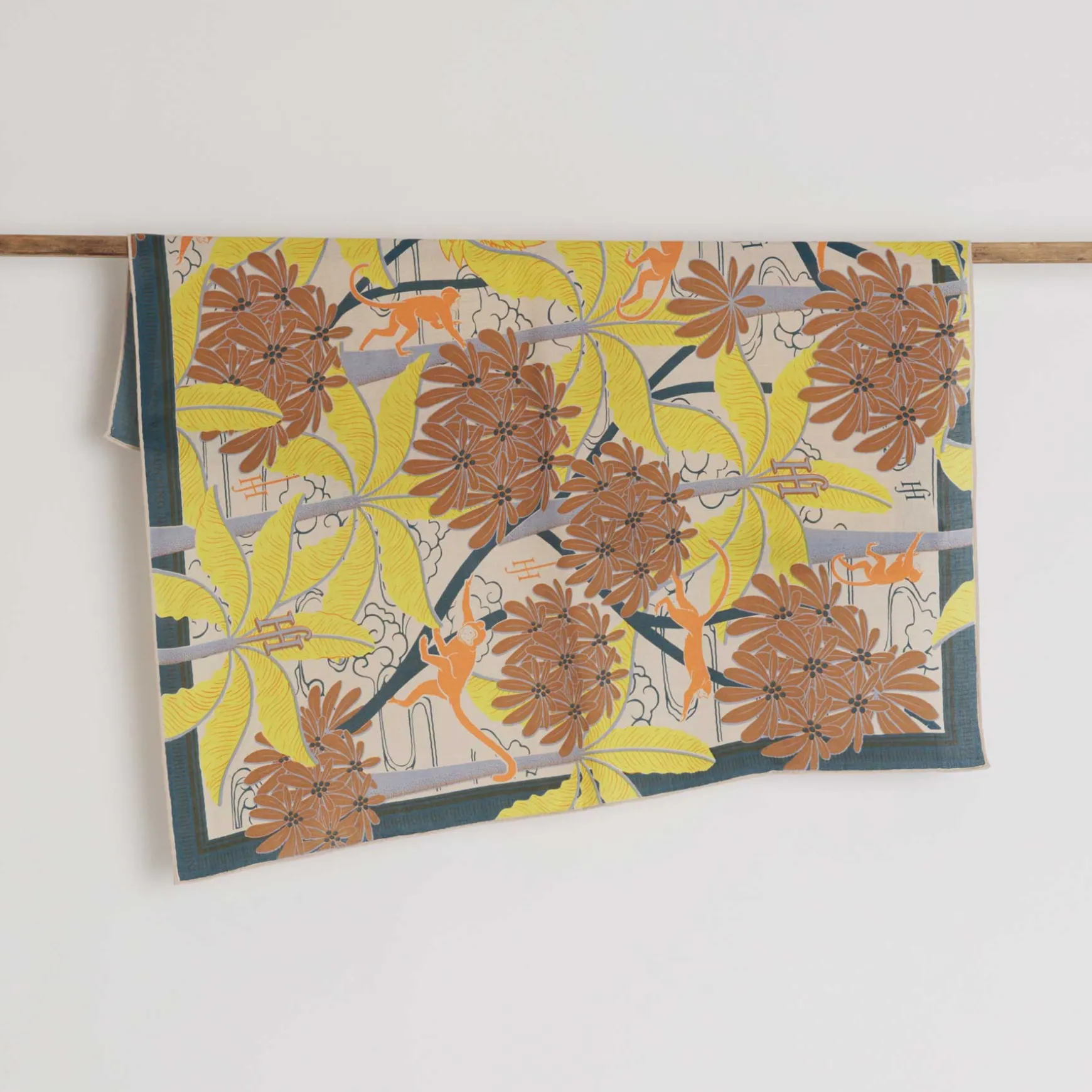 Explorer 110 Silk-Cashmere Monkey Dance