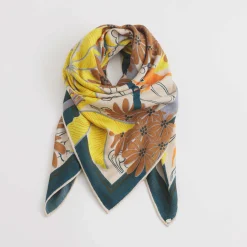 Explorer 110 Silk-Cashmere Monkey Dance