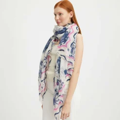 Felted Stole Beach Club