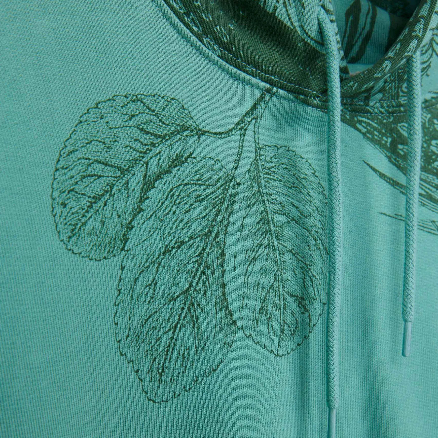 Hoodie Omen Garden Eden