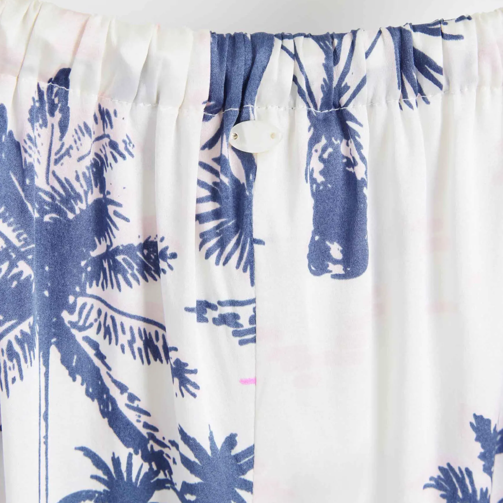 Pants Kutai Beach Club