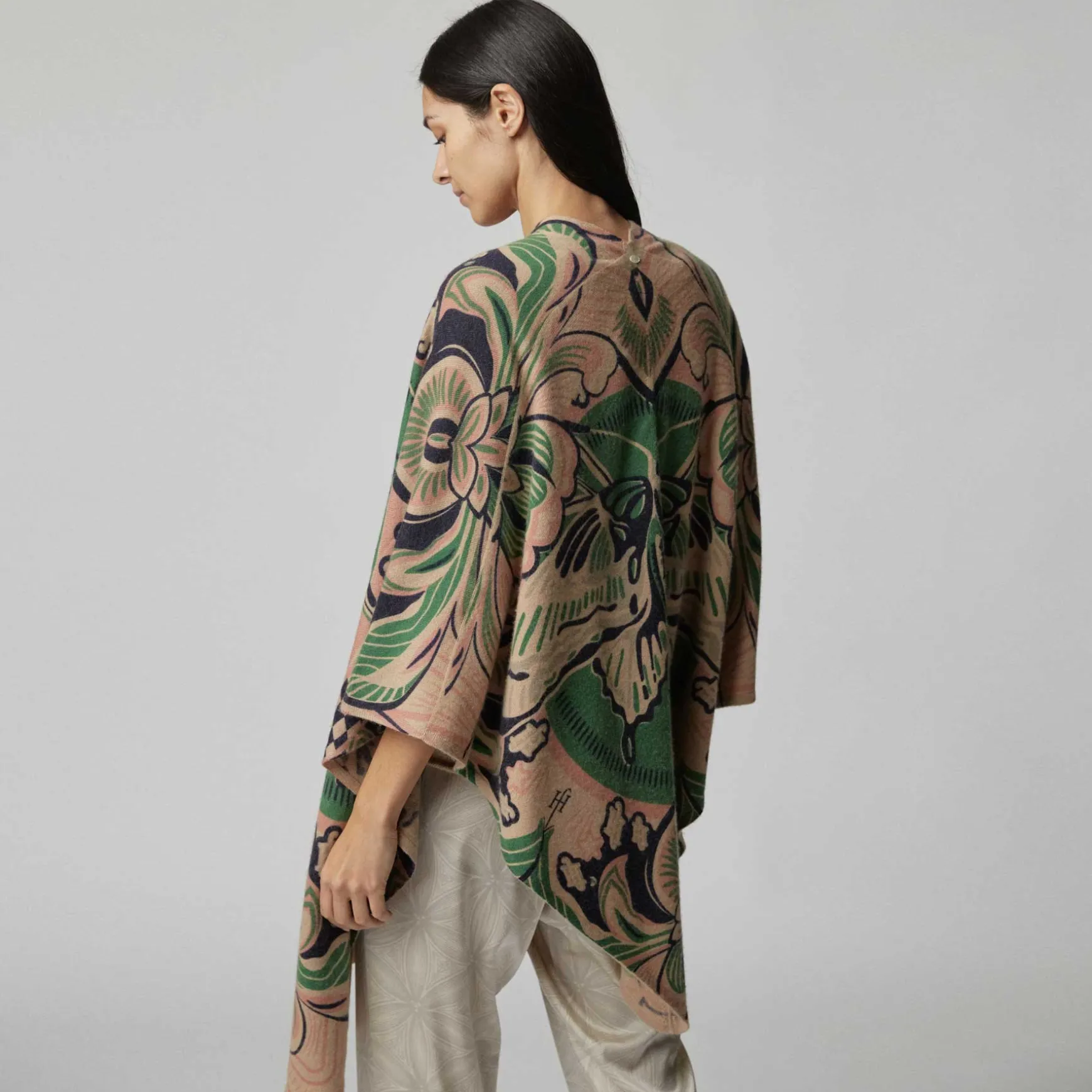 Shepherd Stola Monarch Butterfly